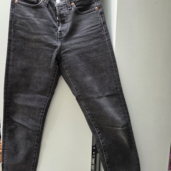 Stylish Gray Levis - Picture 5 of 5